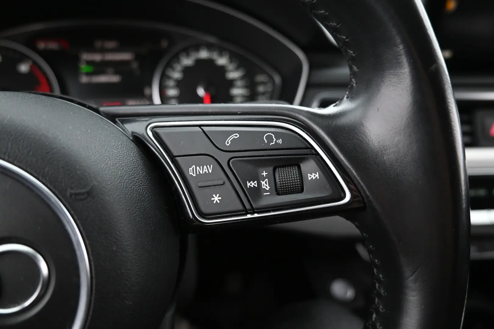 Car Image - 2AuZCckpBUn40JAX9RNe4K