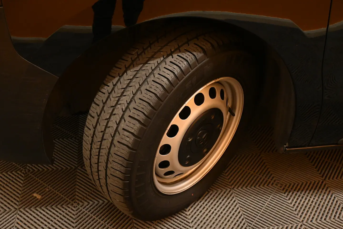 Car Image - 7gB9fT9TAGV58cxuZQN0s9