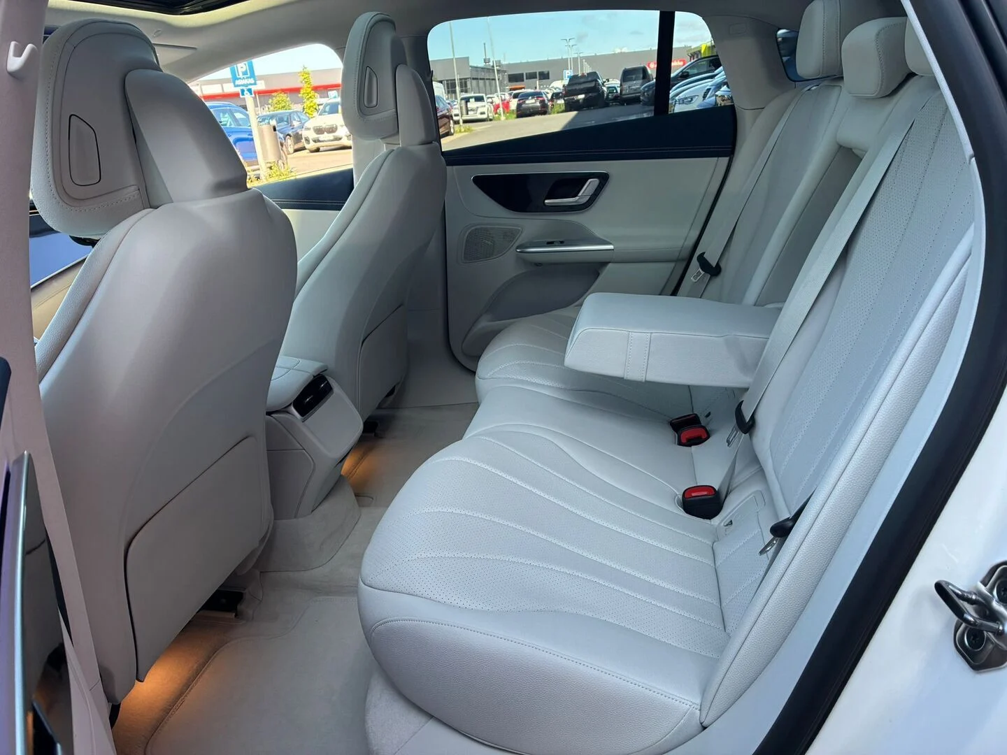 Car Image - 6ROyLTk0dPg7MA69hGvEvI