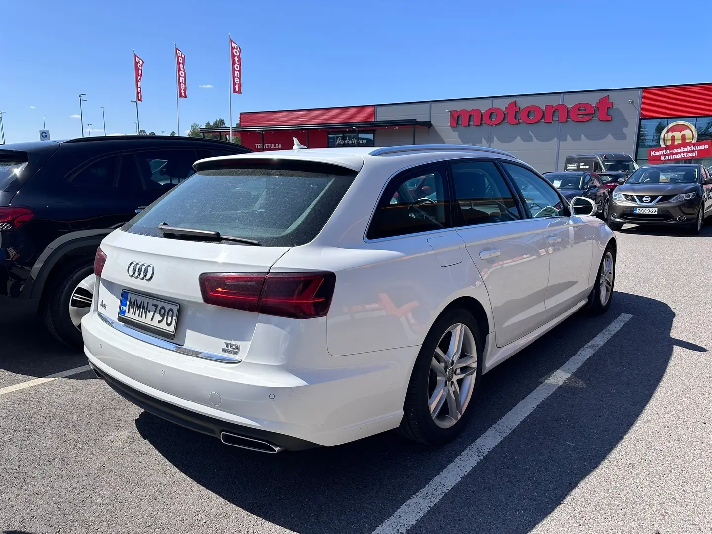 Car Image - 4xQs89Tnw0fqtkZBv9l3z