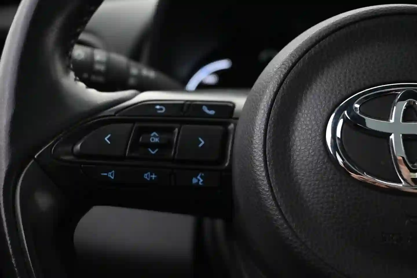 Car Image - 14DBduBVlzPTYMZouDvpUn