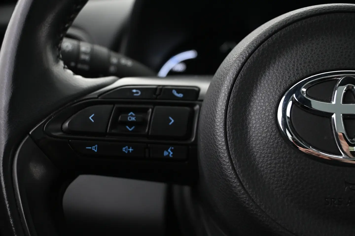 Car Image - 14DBduBVlzPTYMZouDvpUn