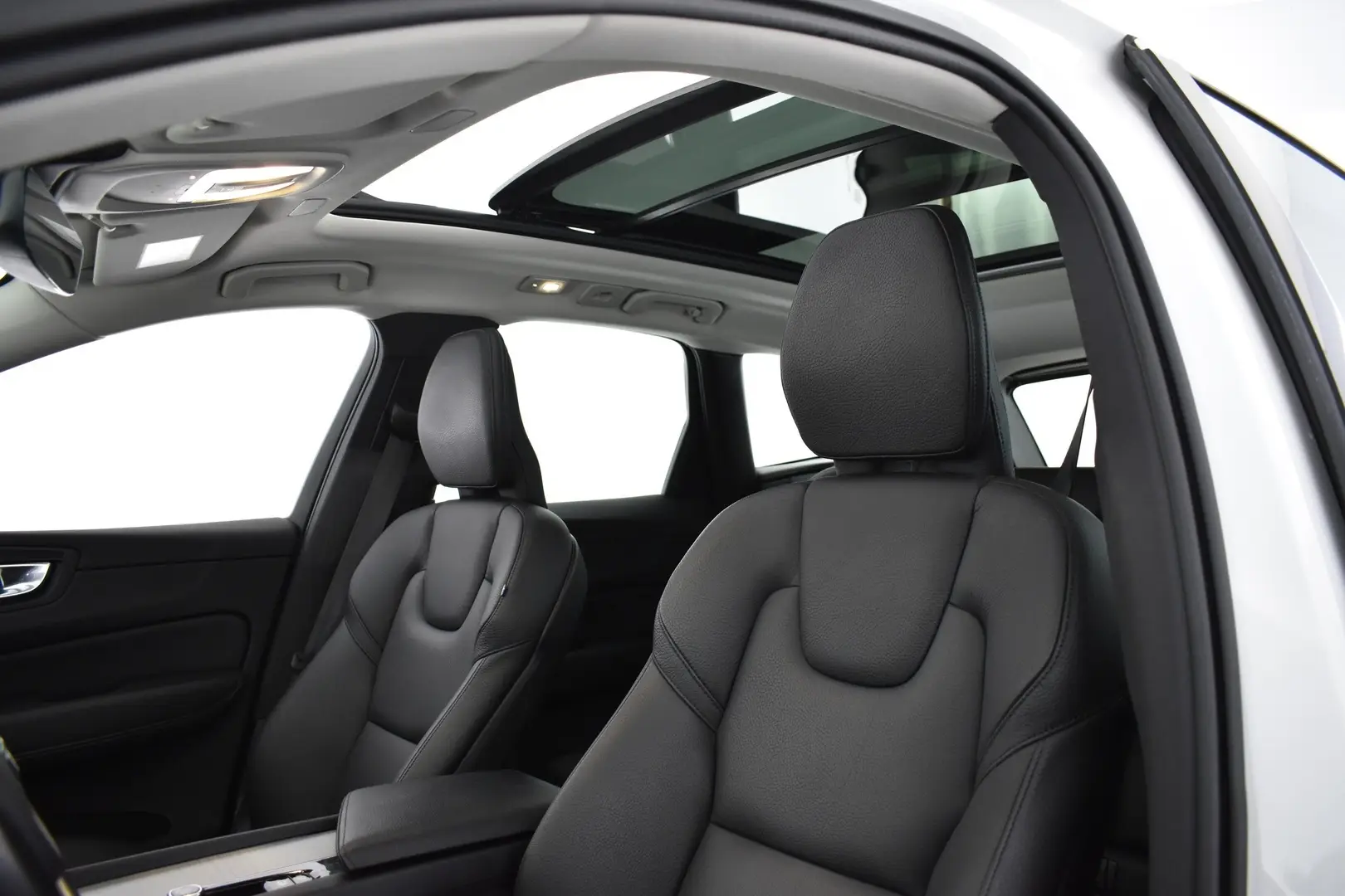 Car Image - 79rHmBjxjFkDAh9uuMyhrk