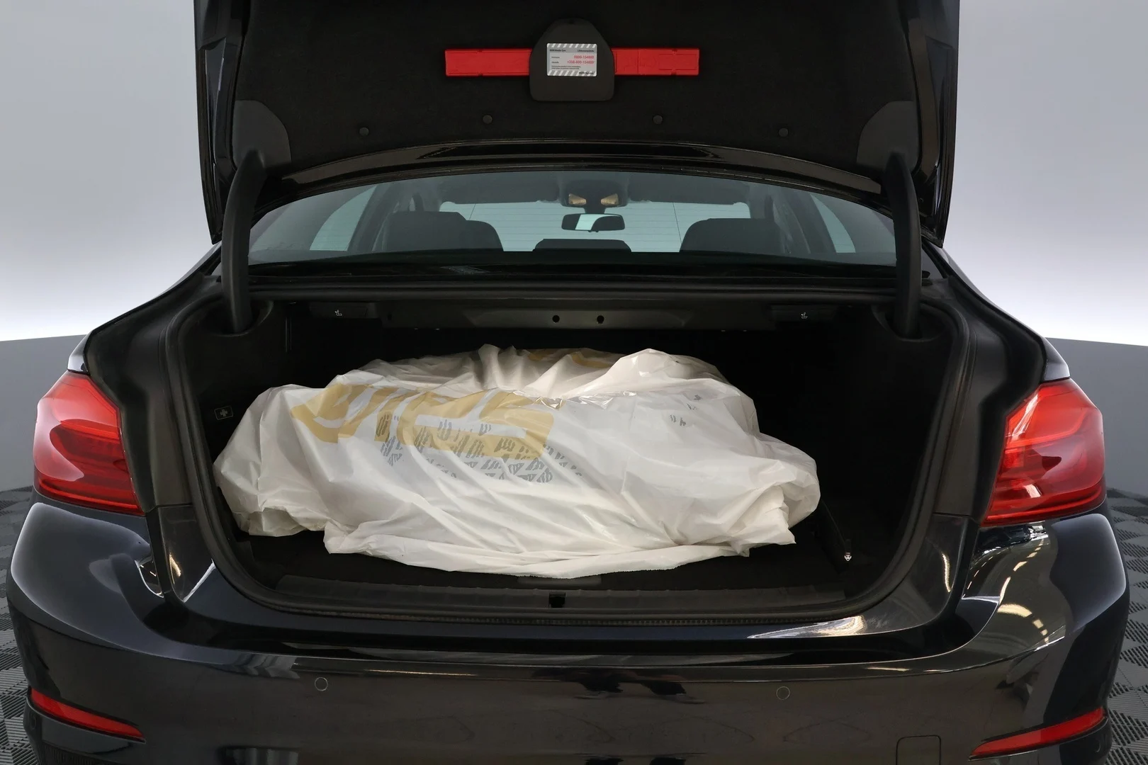 Car Image - 1AknwlfV9pHz69FU635m9z