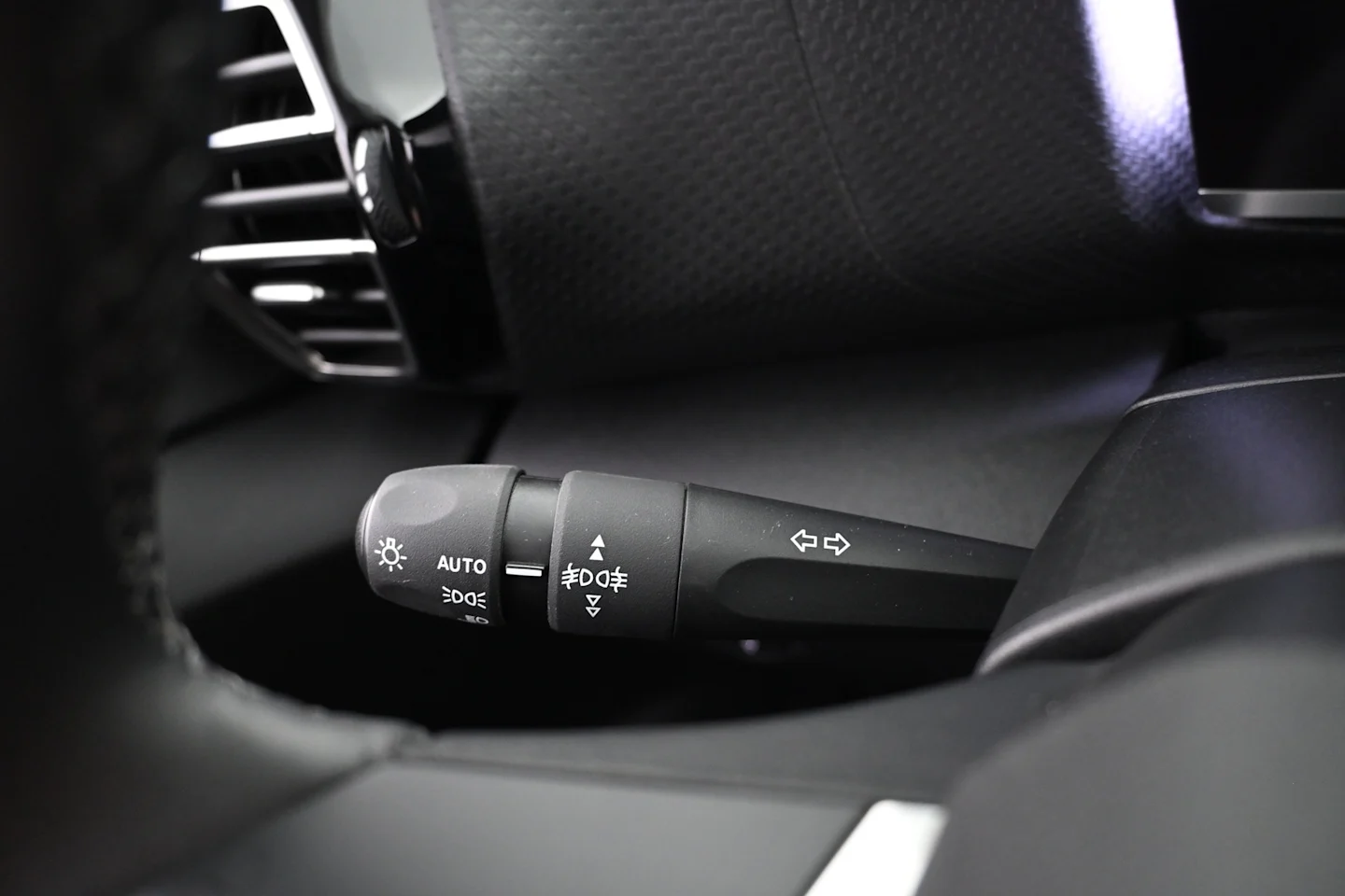 Car Image - 7fsb9FUQ3vSwmho0RvmZ9