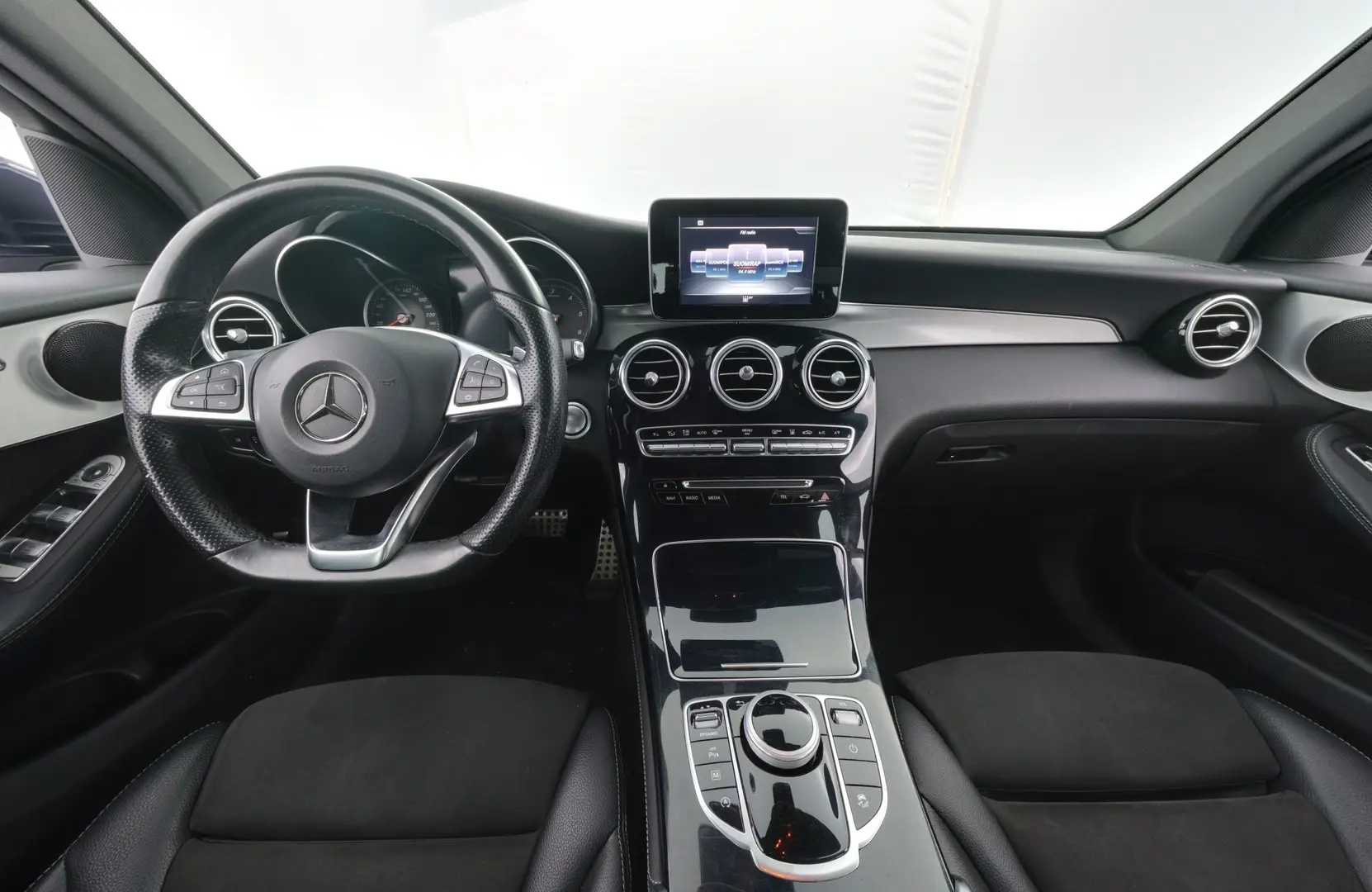 Car Image - 7gIsmEf8VJzSLnhzWmwxeb
