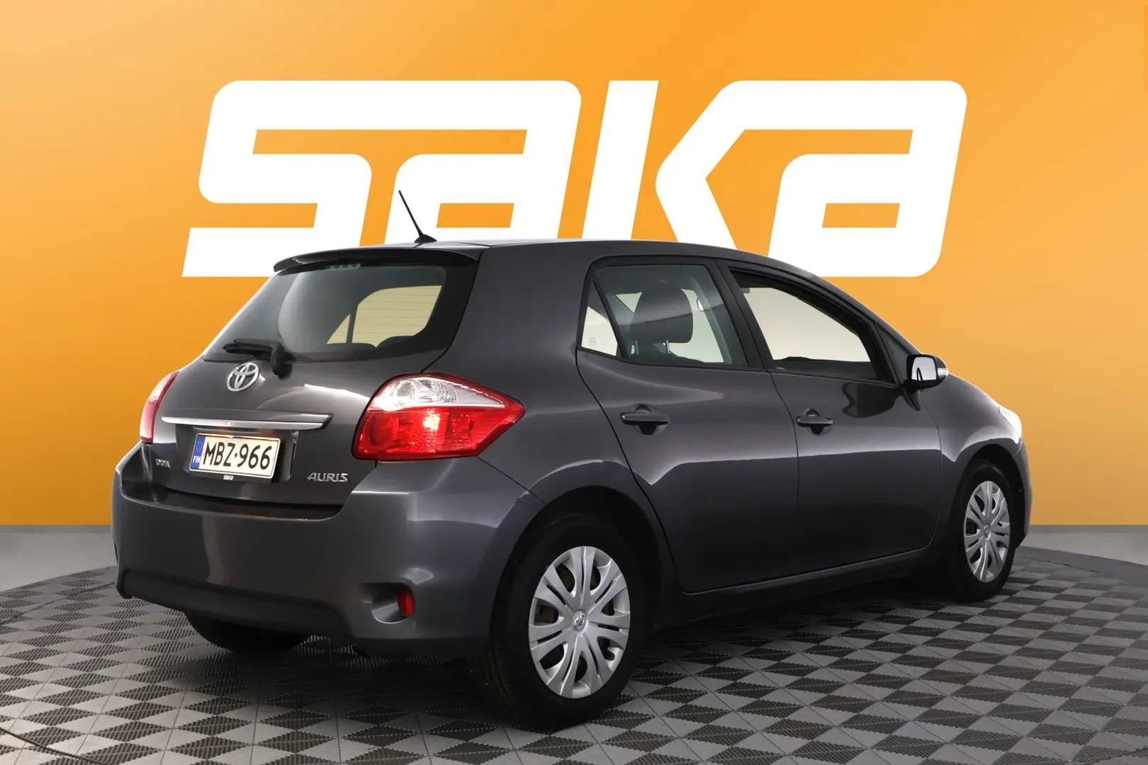 Car Image - 2XqKVMrgv0MxwfZGm4zlgR