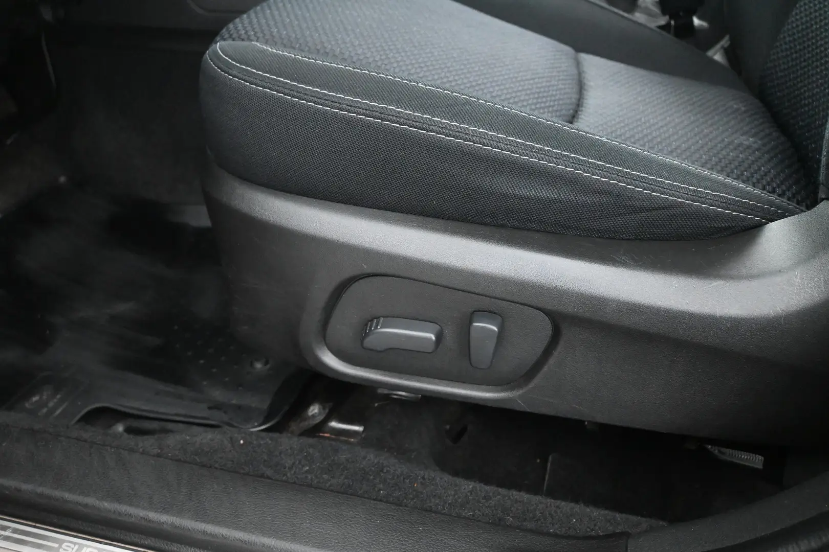 Car Image - 4s9wZSuKVOaiL20XRLeHQ5