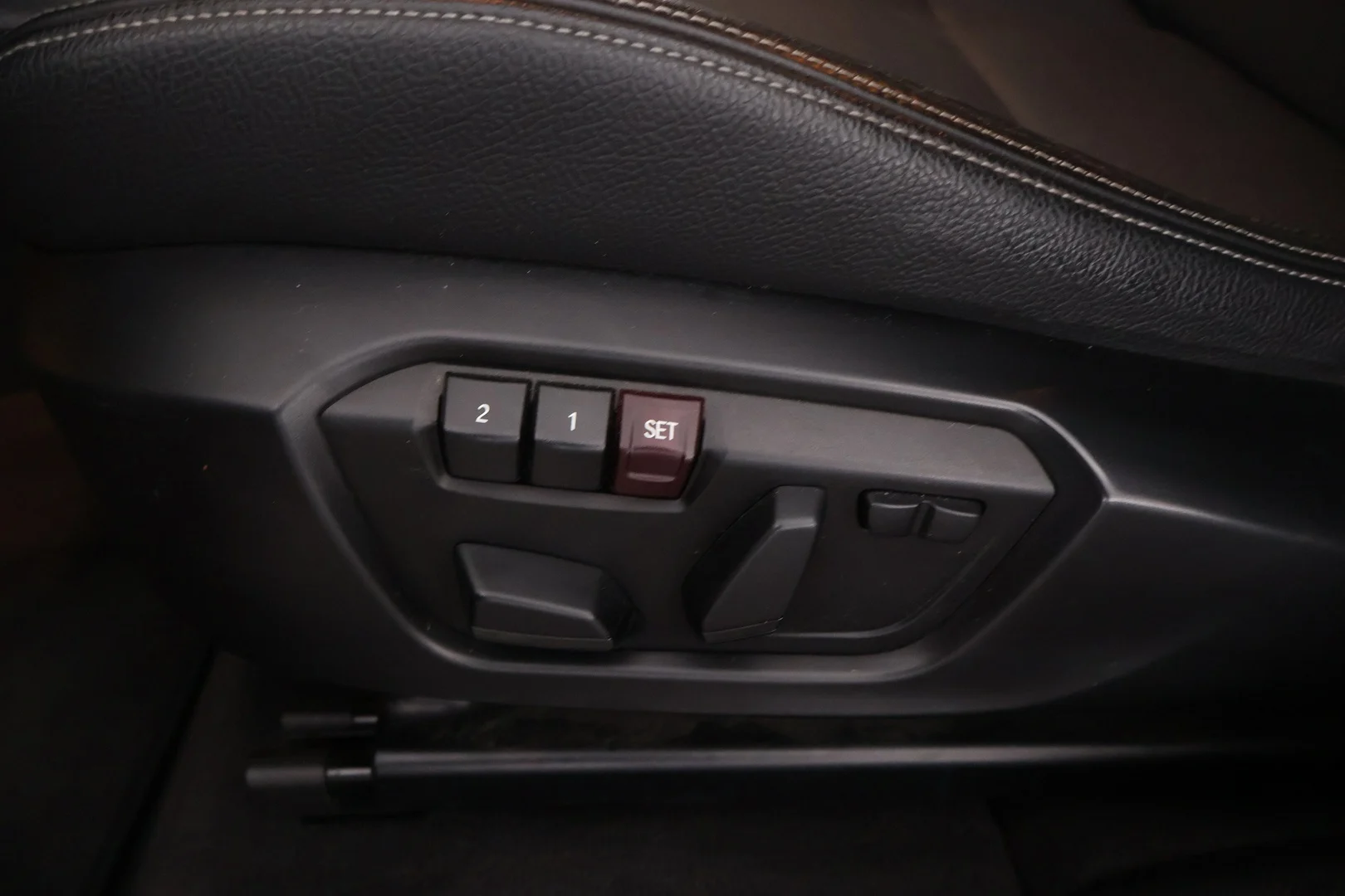 Car Image - 3DiPSR5TTSDvoUKVO2NoZo