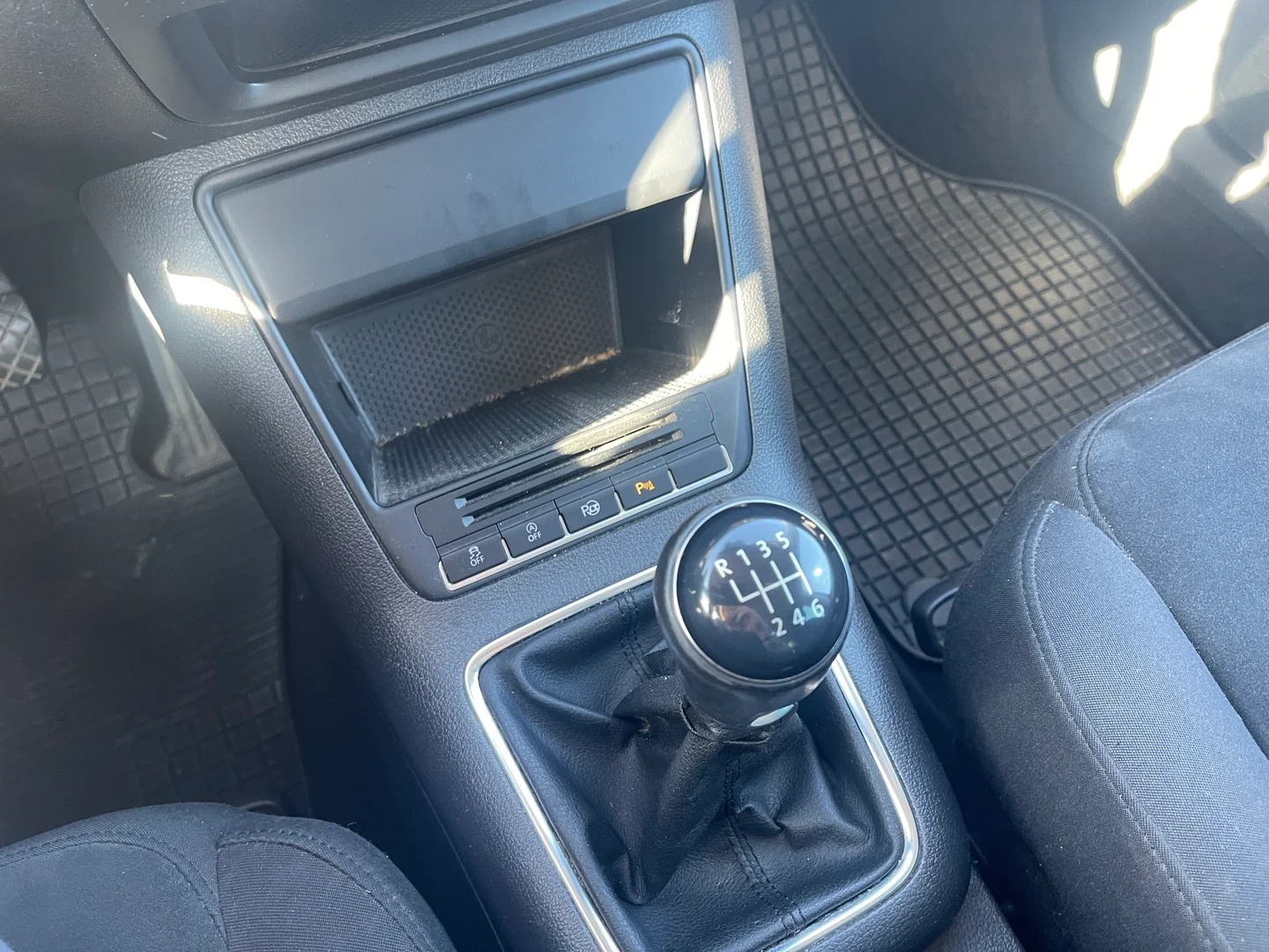 Car Image - 26O8EuBy7AMzLvNaJuQDcp