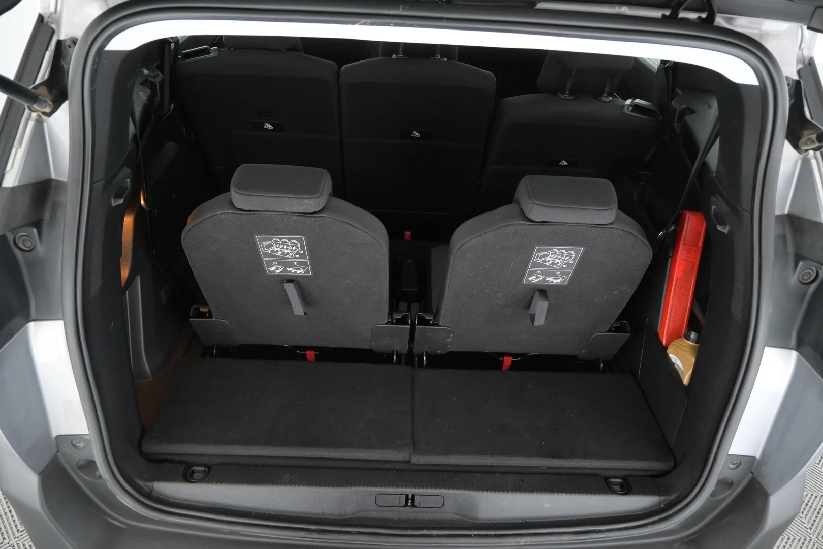 Car Image - 3AFxmMSgORtKZpVlhjvzaL