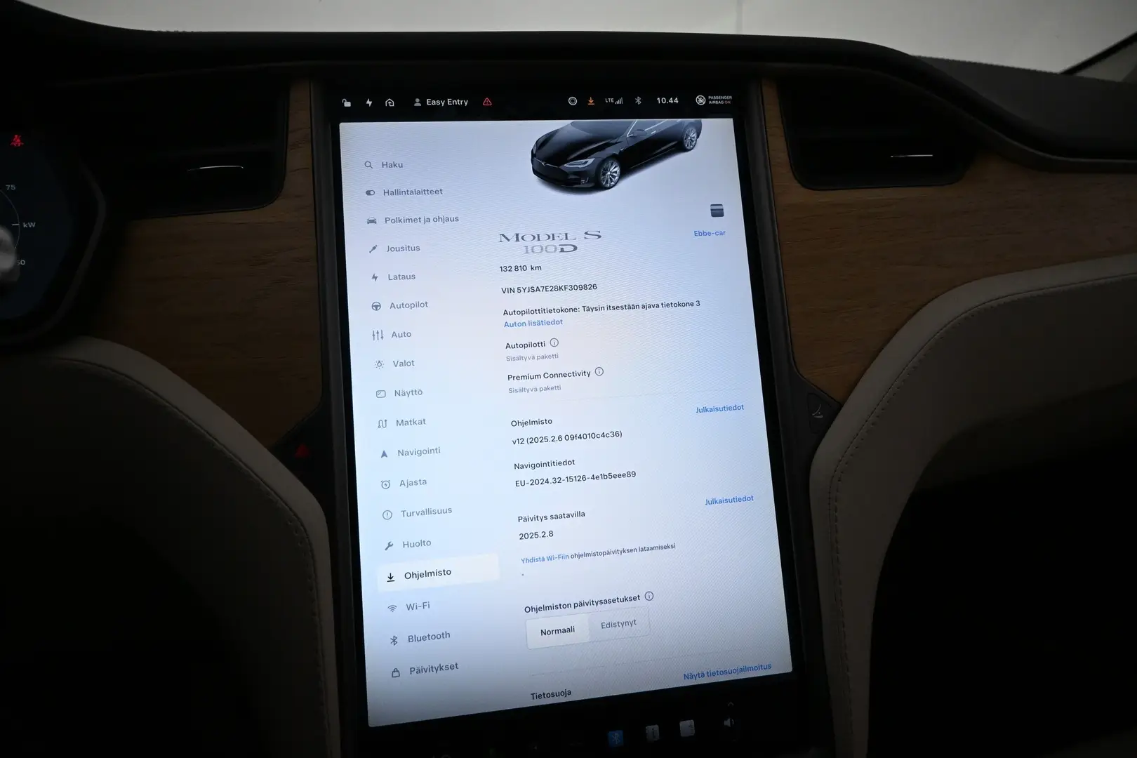 Car Image - 7v5E37ez4iaST2zpj2sleO