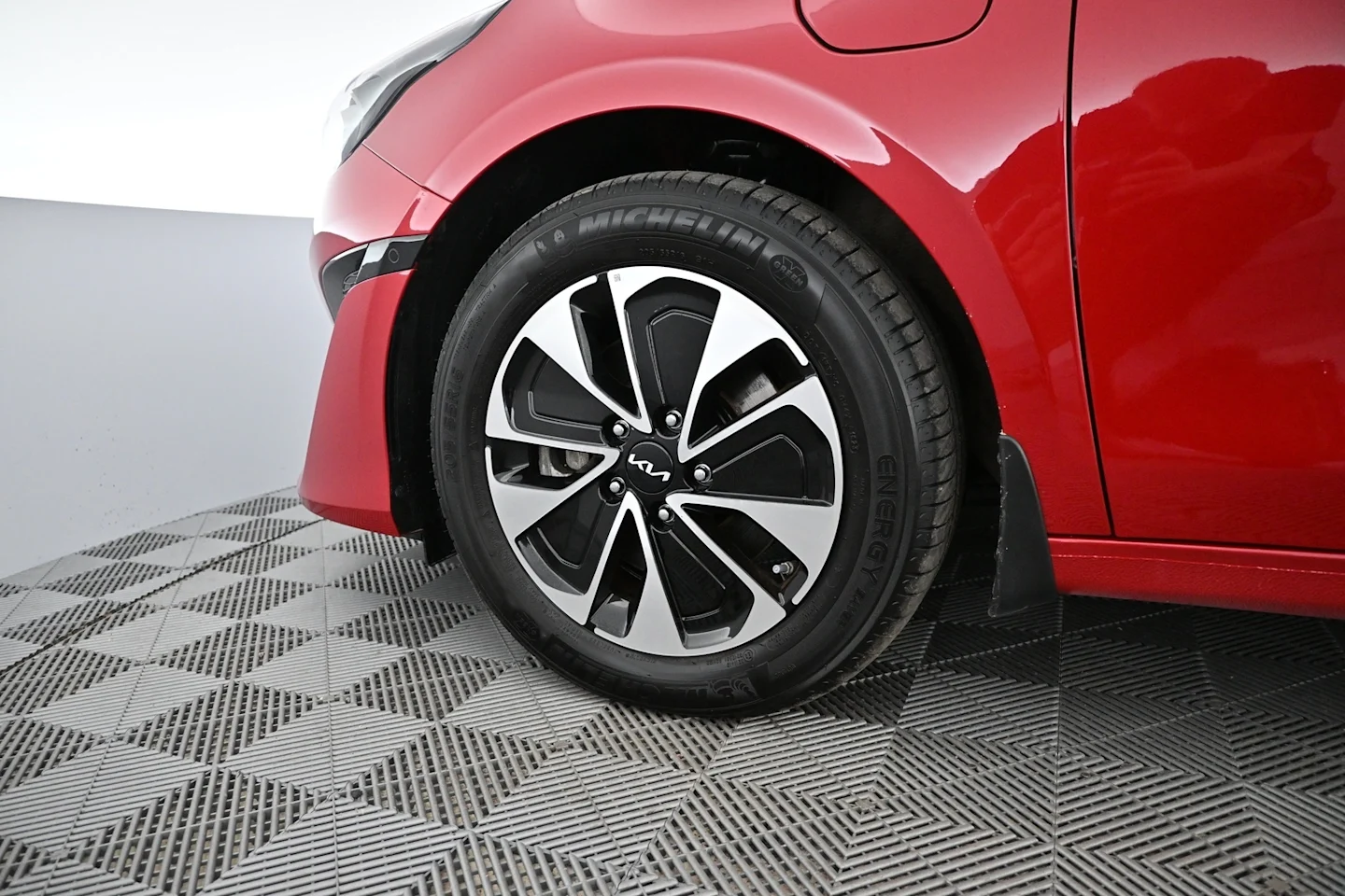 Car Image - cUIY3aQbSIhGFt5ql0gd8