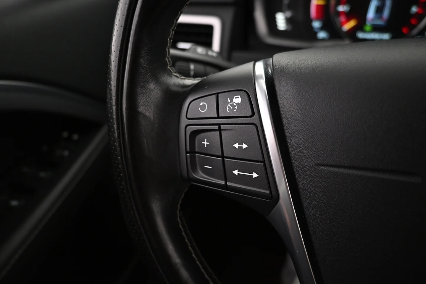 Car Image - 5RkqHGdnR2AVqnvSOZ5wEs