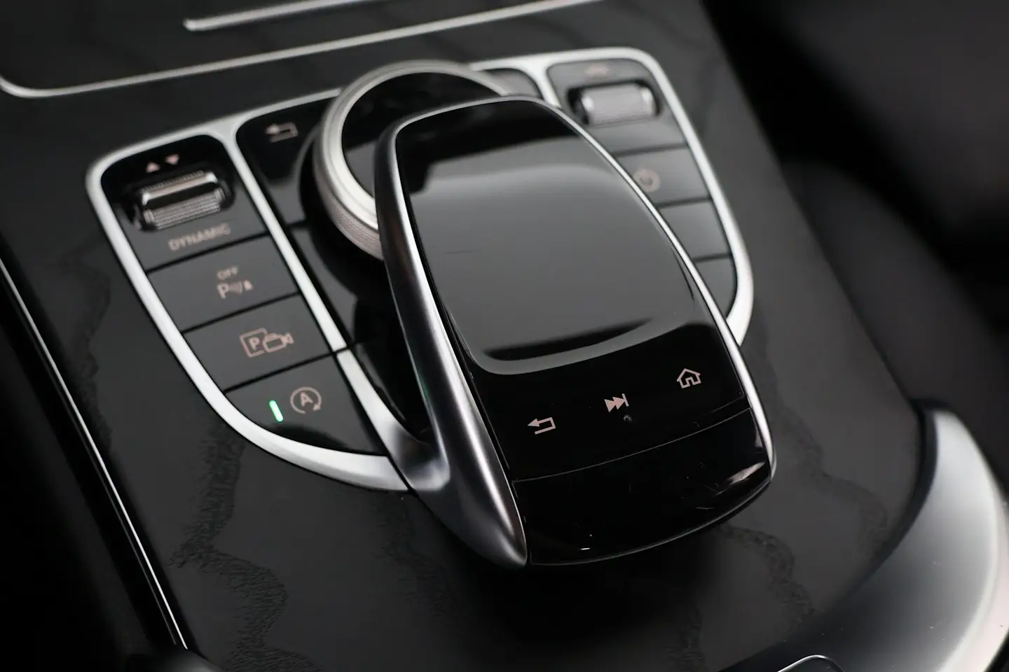 Car Image - 3O7T4uXrNH547L0pPZ9GOu