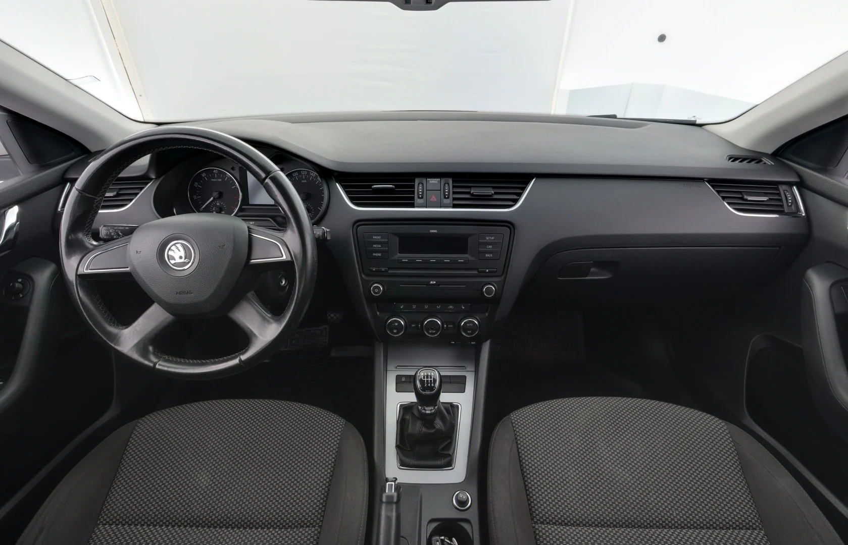 Car Image - 3Fx8TSywdG1GgV5XuIokcH
