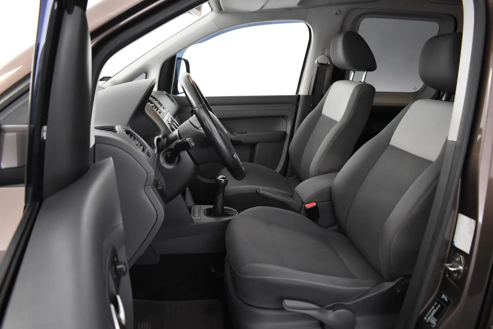 Car Image - 5Kv52Fmm6I0989h2jTfK6y
