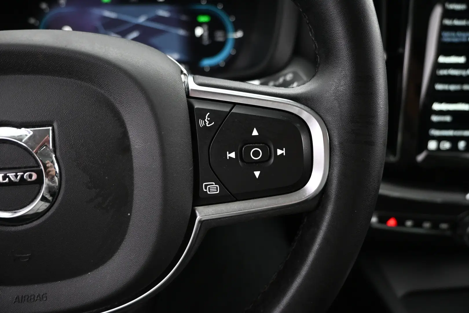 Car Image - 4Cx65NYUEymbX3pE5NrhaR