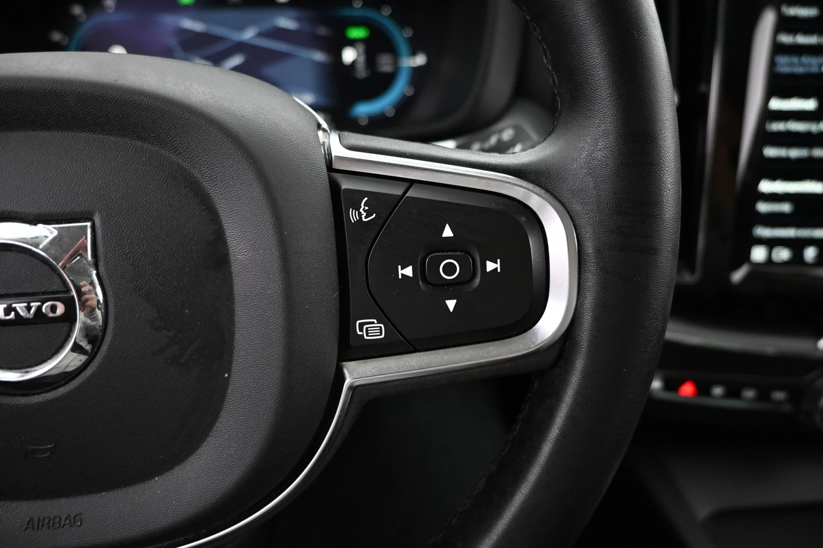 Car Image - 4Cx65NYUEymbX3pE5NrhaR