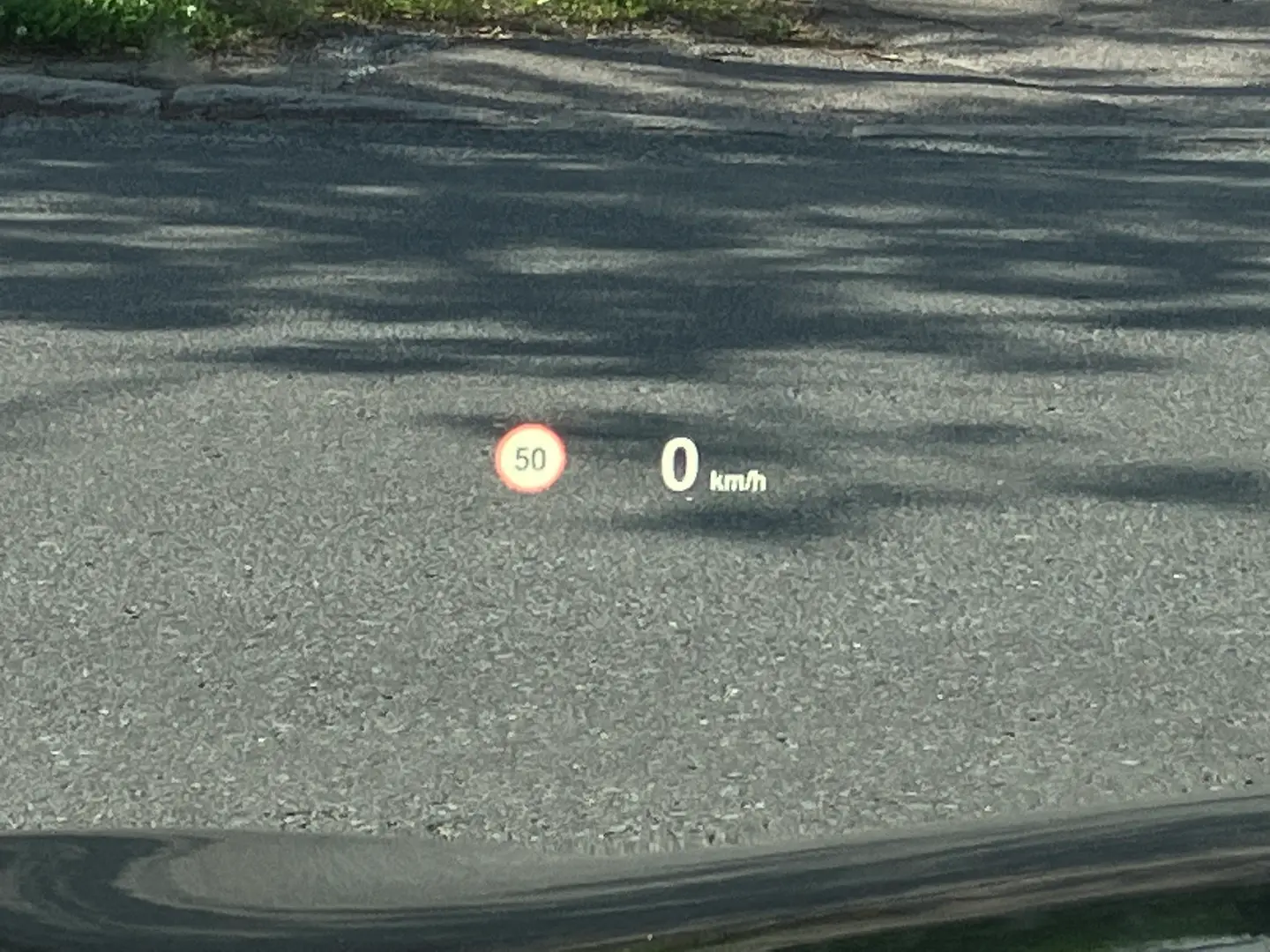 Car Image - 70LjMpN4y0gA21mn4XWzKg