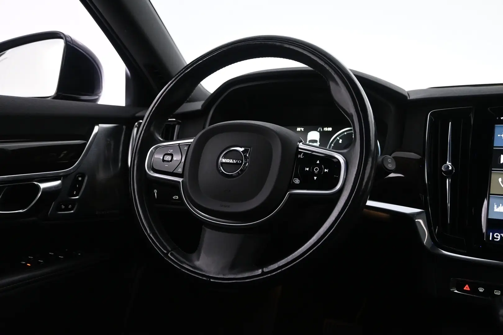 Car Image - 3fY7gm4w2WFcDjXAzPETkJ