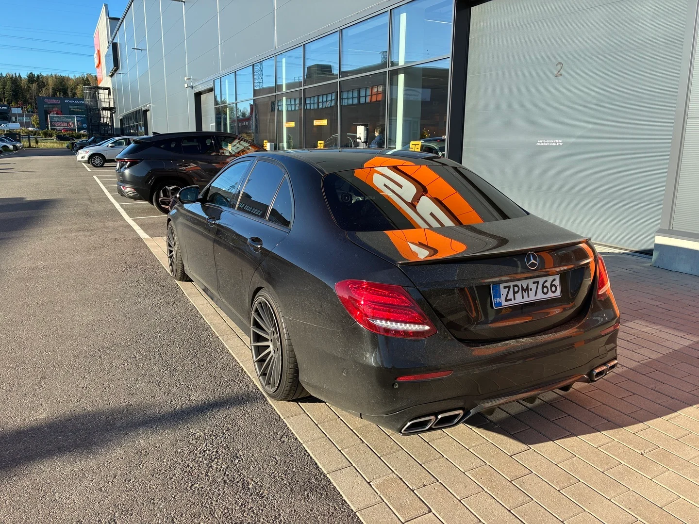 Car Image - 5QRYAqDKHwHjTStgehO6wL