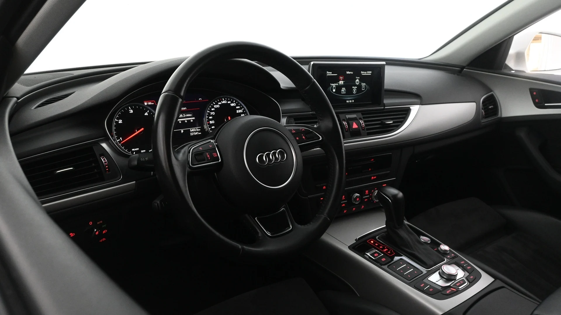 Car Image - V7xbjmP3r1qqvpe1ura44