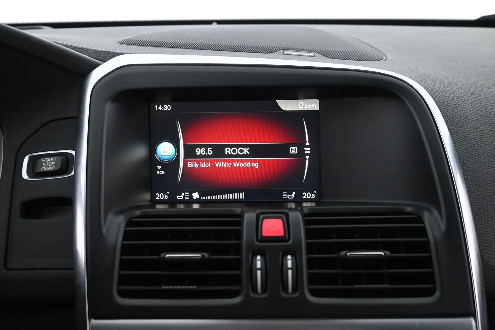 Car Image - 45fTbKPT6vs7YL6sogLMlN