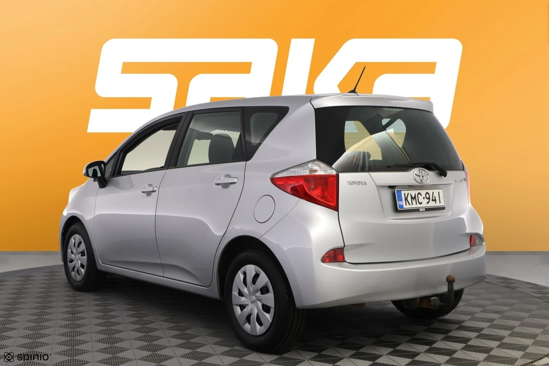 Car Image - 74bZVoHiOFJuo9sM7cgKbL