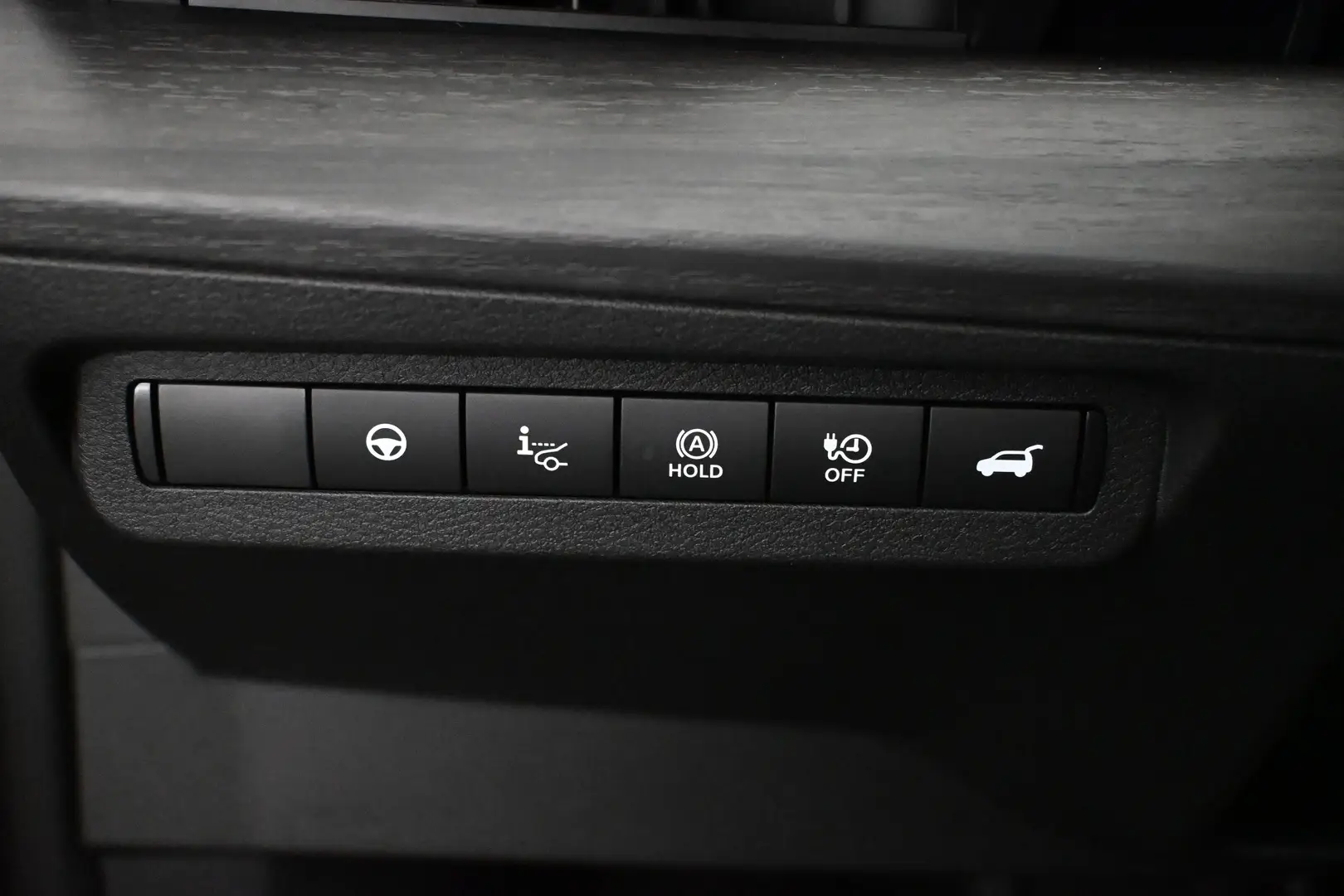 Car Image - NHL5we6hzPPoATdZrLJtZ