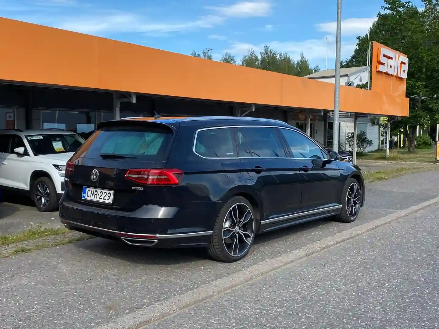 Car Image - 4Lpbtr9cJKs1ggCmI4Z9p5