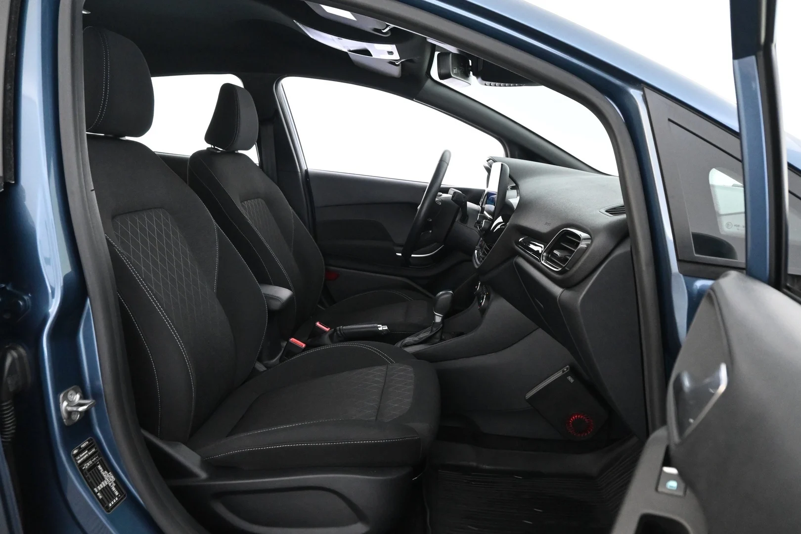 Car Image - 5ot4oEfso8FG5tY0d7YWcY