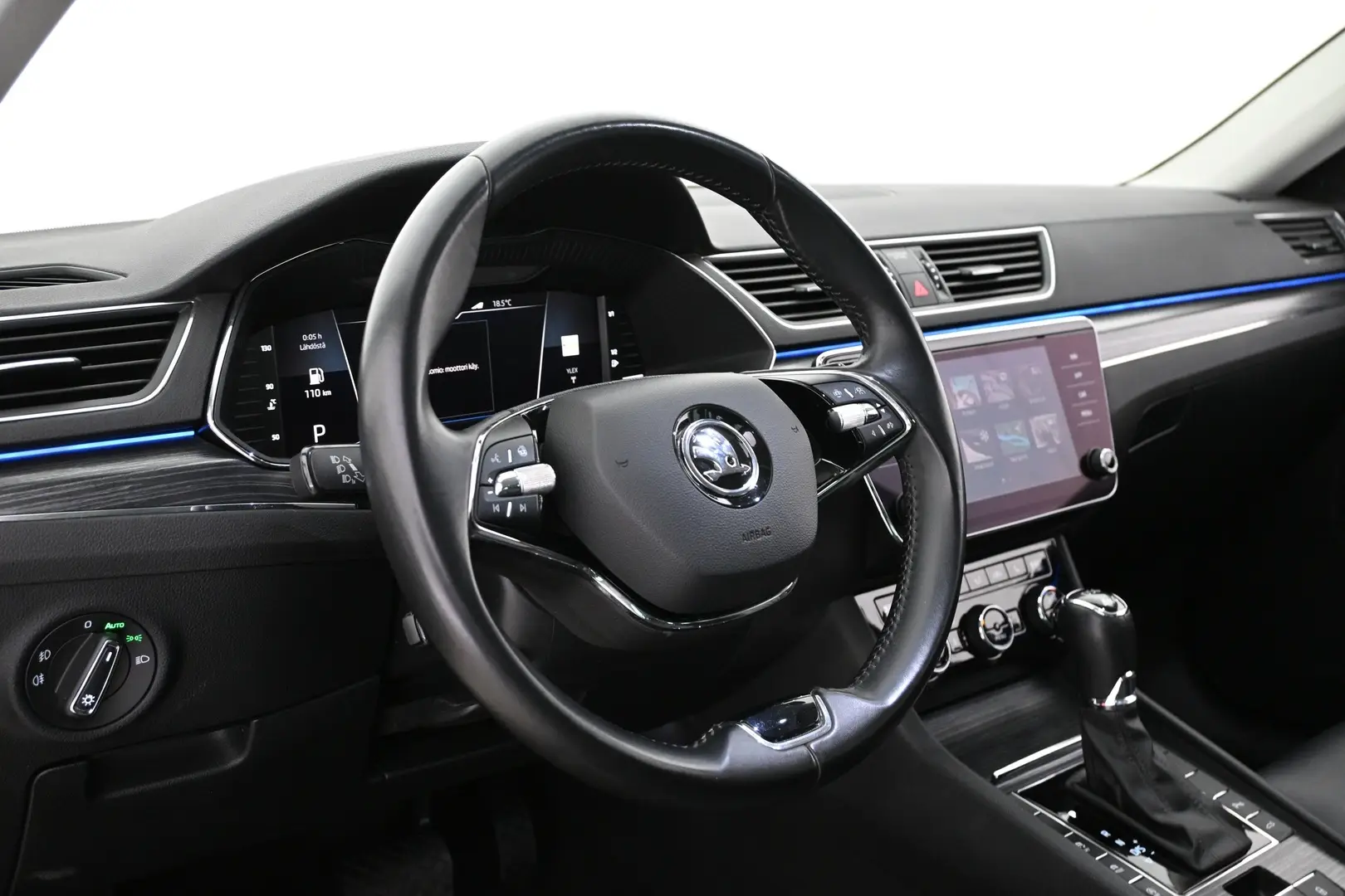 Car Image - 1mRM6aVx5eEYs2MTcgbr3T