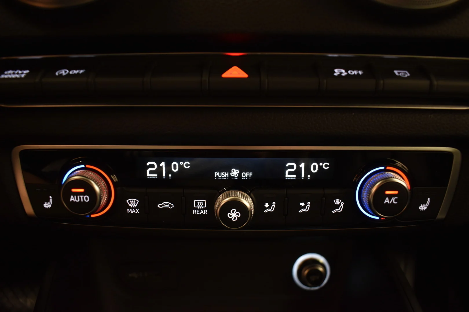 Car Image - 1loj65A7C8ySGAd7qCVgAy