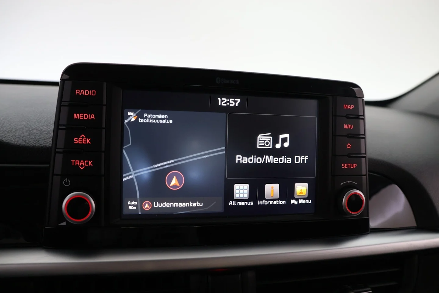 Car Image - 7qqm011qT616Z1F6Ieh76D
