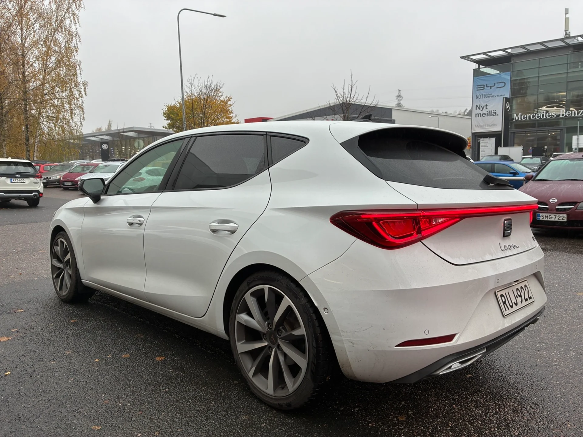 Car Image - 5wdGH658SYCIRsn5O5qF3T