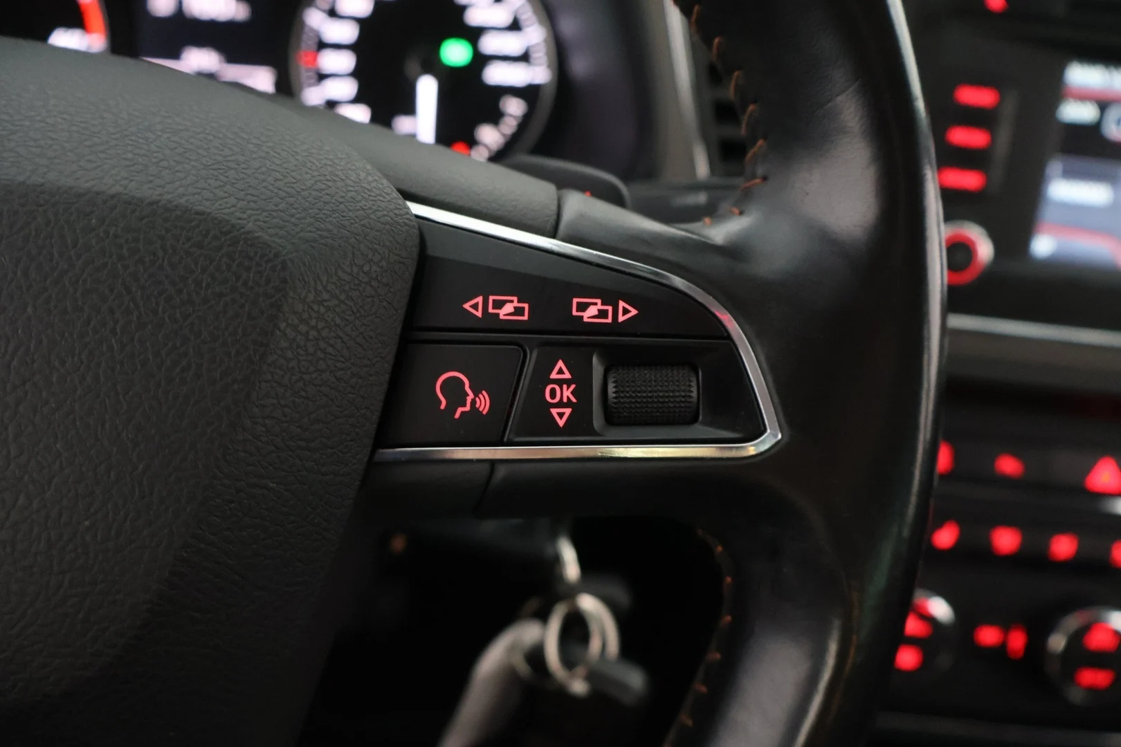 Car Image - 3JvRNM0f8IxuzcFXhfNFA1
