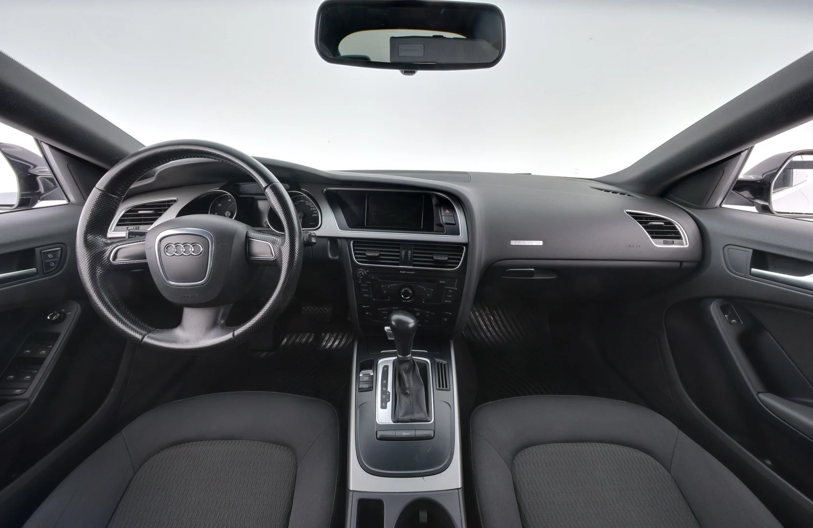 Car Image - 4KCvr6o5GVRsjmBPABPN15