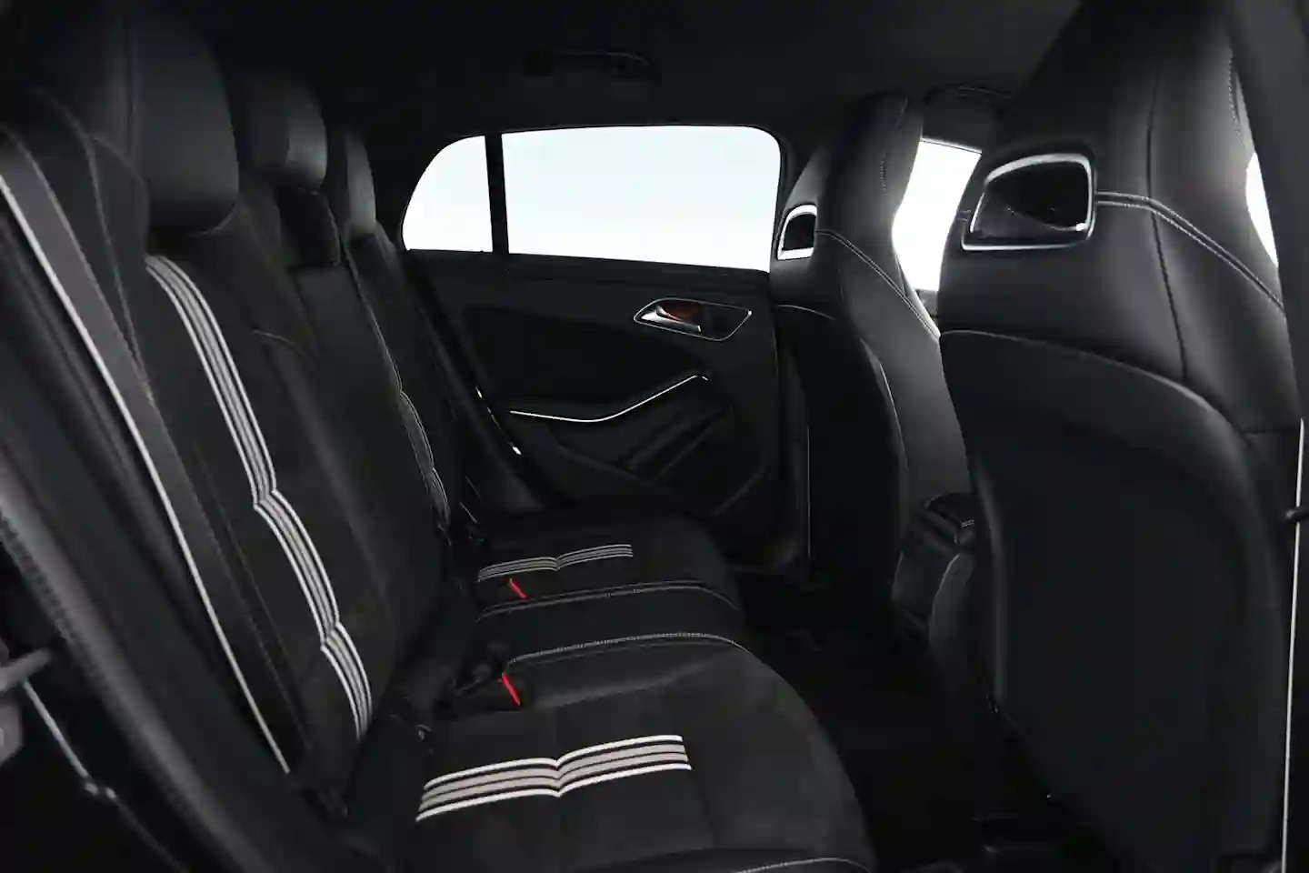 Car Image - 3H2PrkJueW3AaOOBtgKe6q