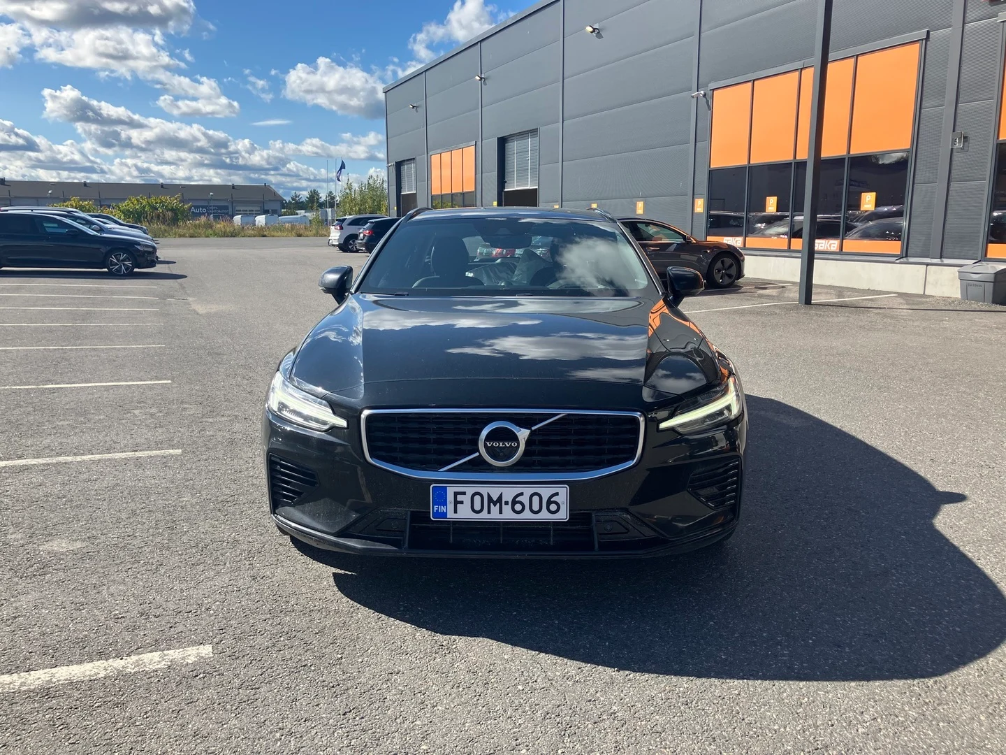 Car Image - 6lOWQ3GHH41pT7epuva7qV