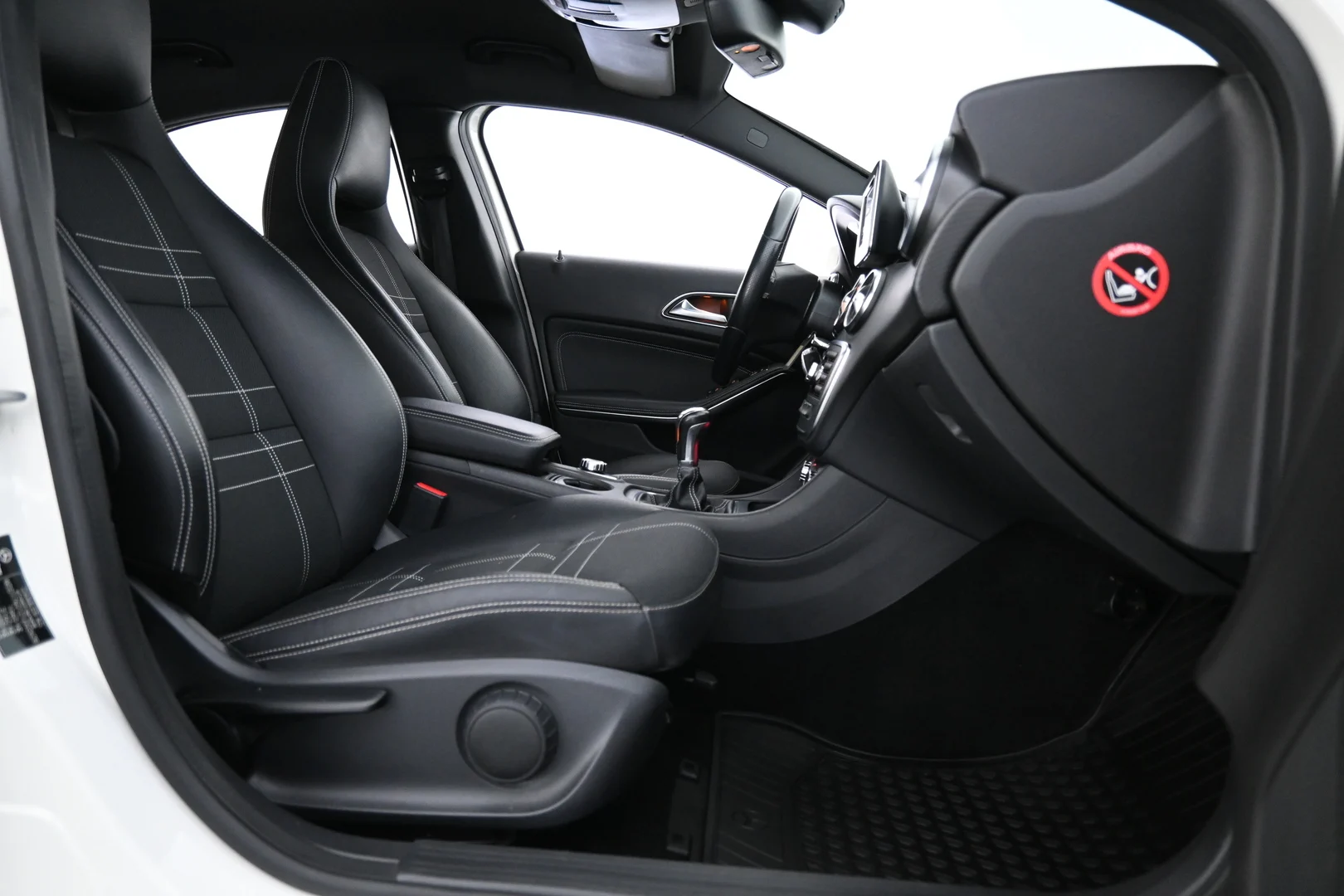 Car Image - 3ZgenxJjMMCN7BlxLFqbA6