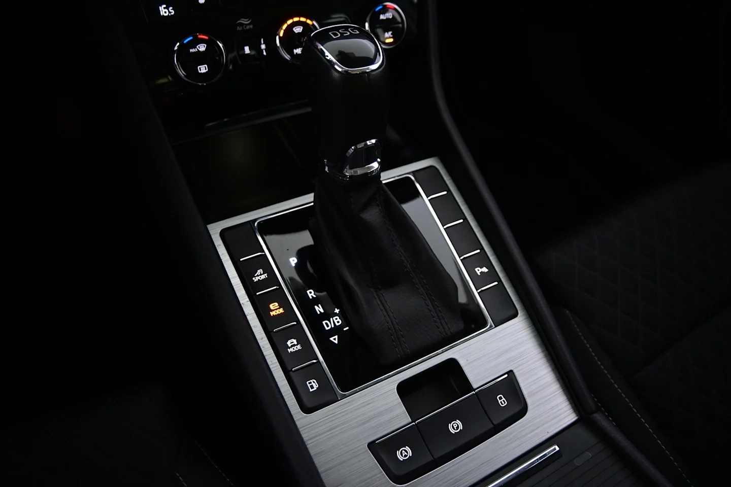 Car Image - 6uTsO0BUR00TU4WR8BXMeA