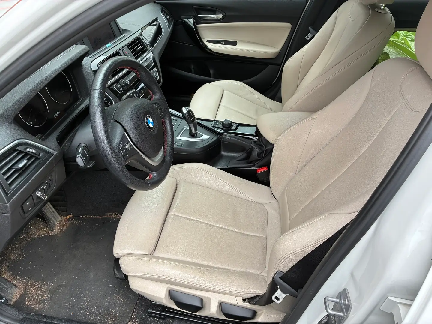 Car Image - 7pmkhNBXv3yuP6sLeTKXCE