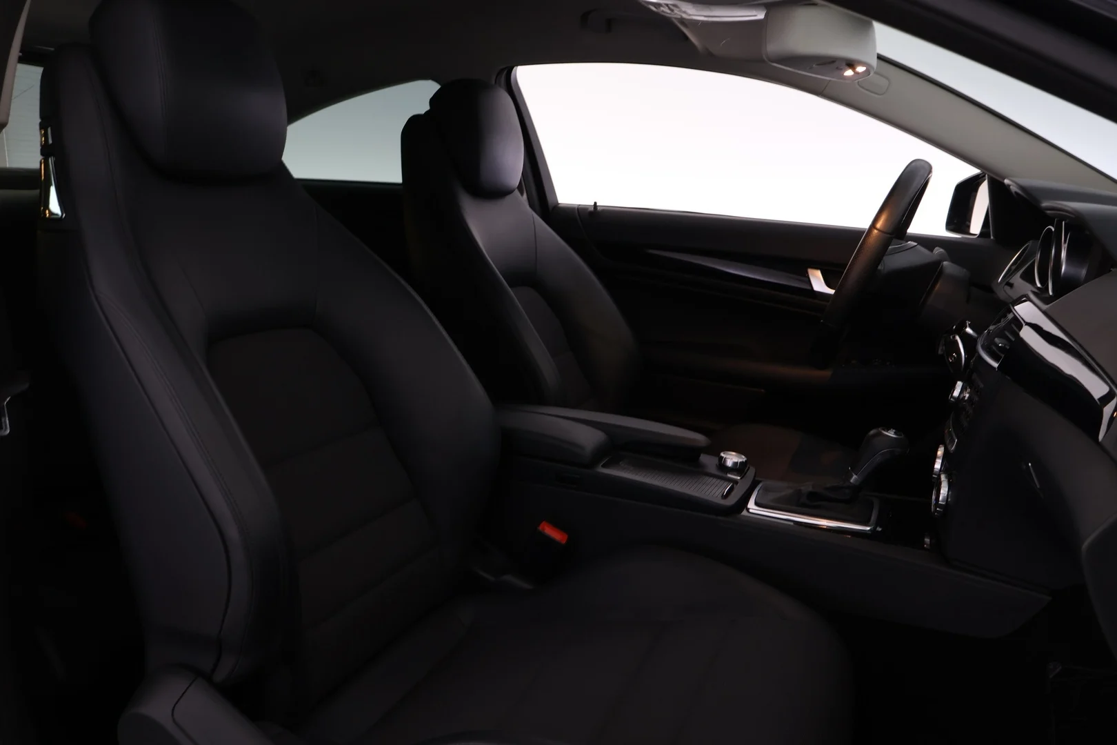 Car Image - 7m0QIWEHF4AcJGlm2C2CSN