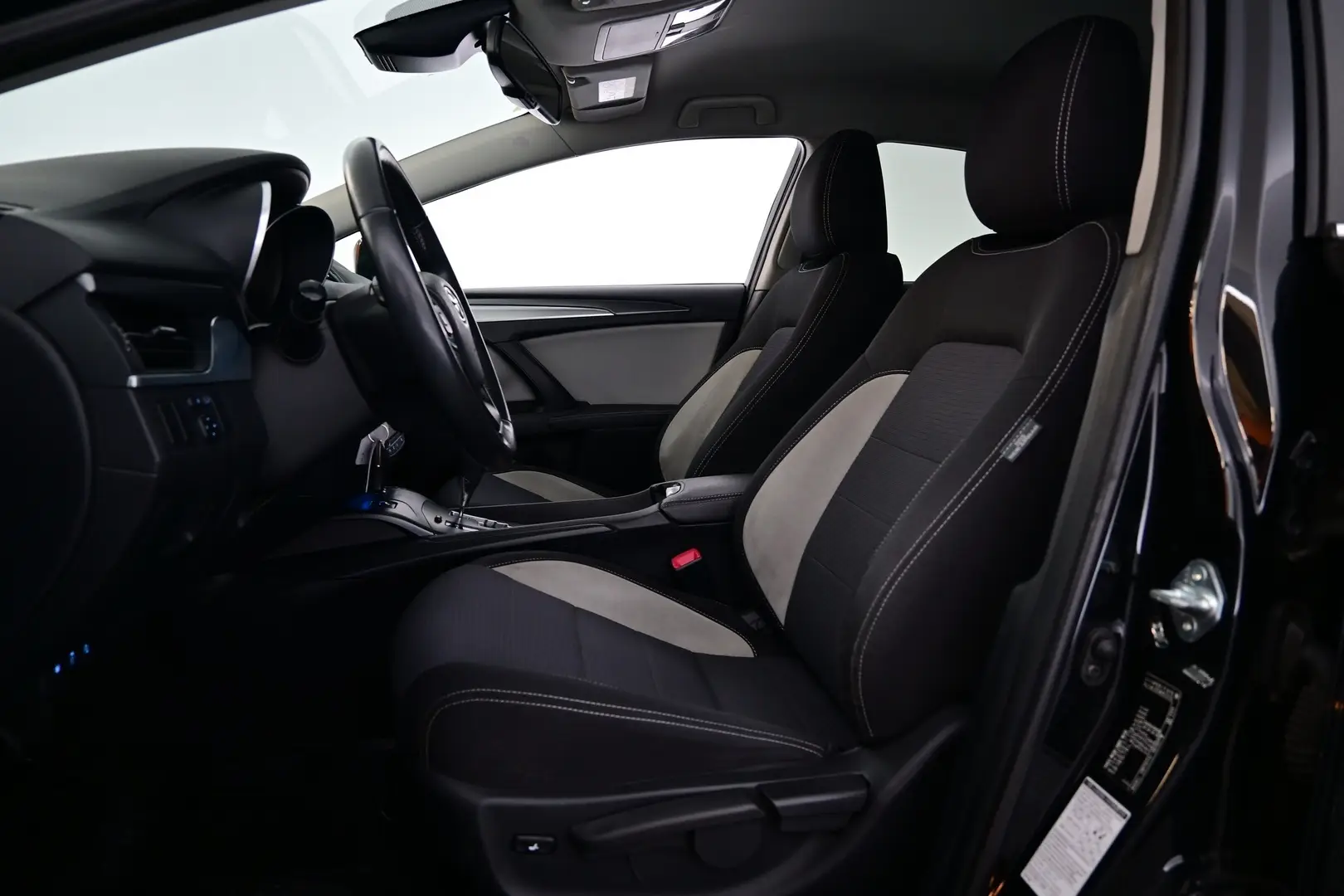 Car Image - 7soZcBZNuvNT2t5xbANMkr