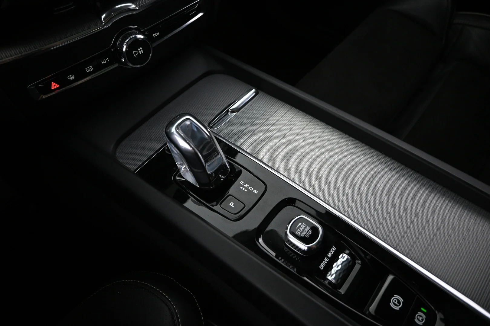 Car Image - 5r2MYiYjEUkUbzwskq8FA4