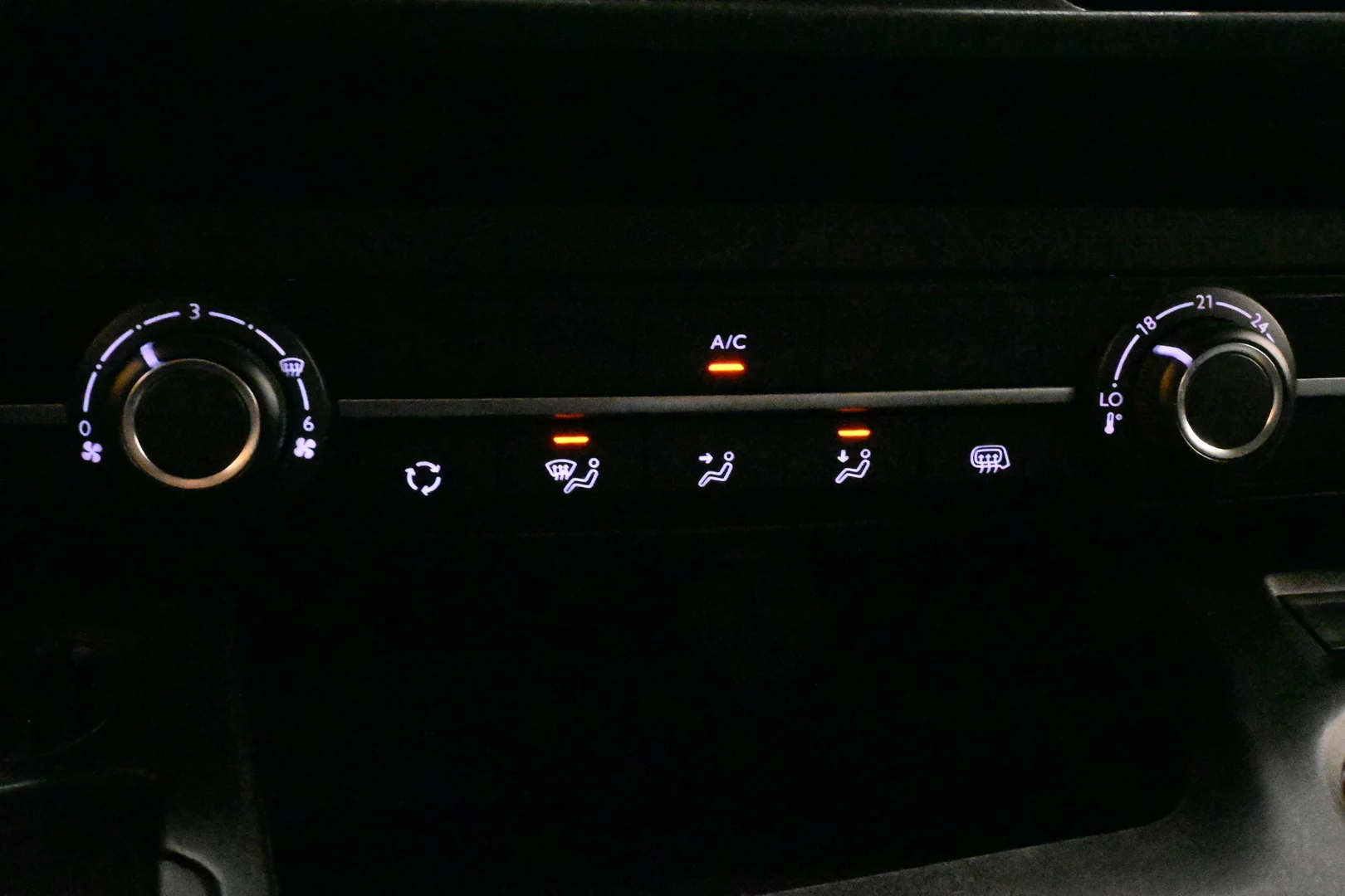 Car Image - wl6fI6B2vvo1b4GtOoTxW