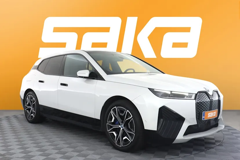 BMW iX