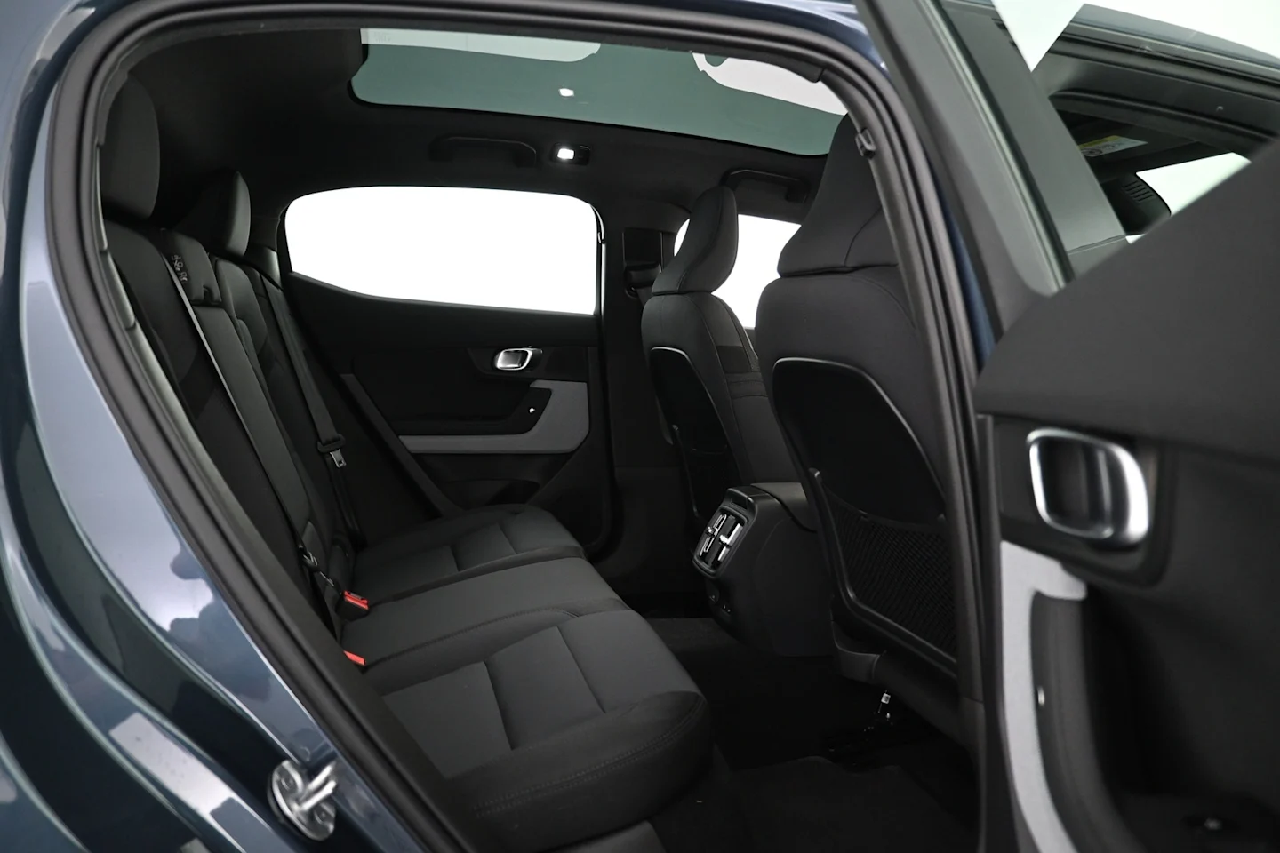 Car Image - 1gTJoVMwEcN1ZPZHVSWagL