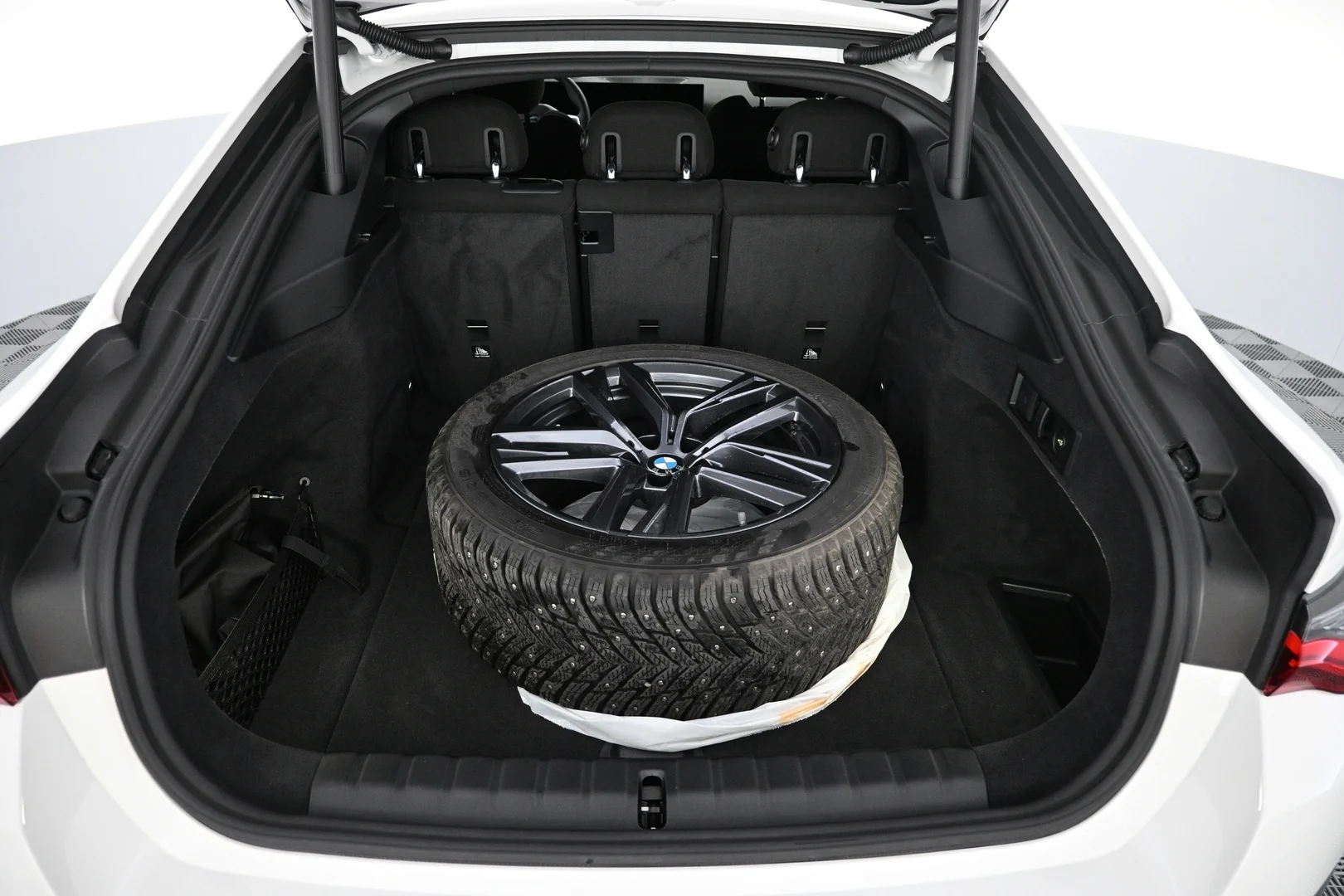 Car Image - 1h4UfucTo9xiS3t8bLDya6